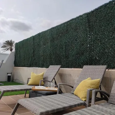 Illusion By Golf Club *