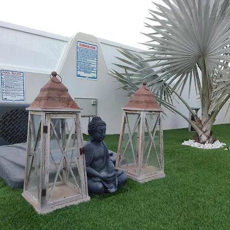 Illusion By Golf Club *