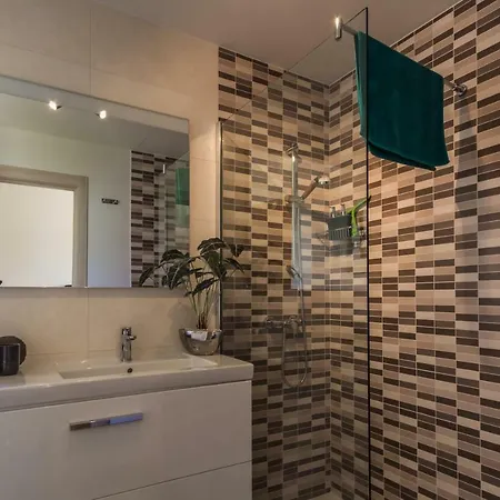 فيلة Illusion By Golf Club