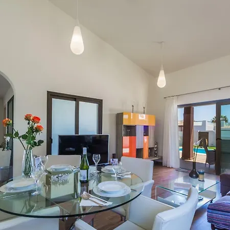 Villa Illusion By Golf Club *